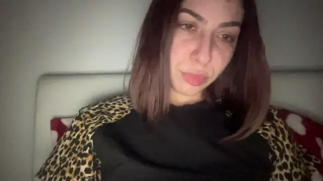 sarrah rossy online show from February 2025 10:42:01 PM