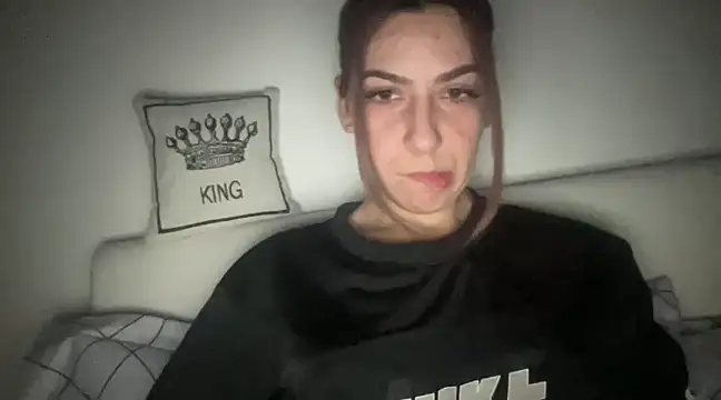 sarrah rossy online show from March 2025 09:00:02 PM