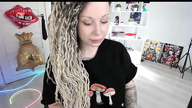 HoneySallyMoore online show from June 2026 03:49:02 PM