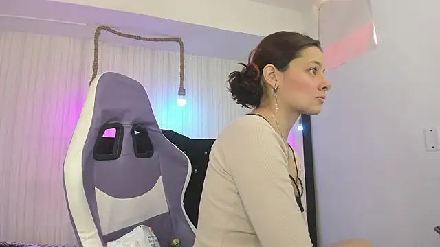 Snapshot of nicky_angel1 chatting on February 2026 06:45:01 PM nicky angel1 online show from February 2026 06:45:01 PM