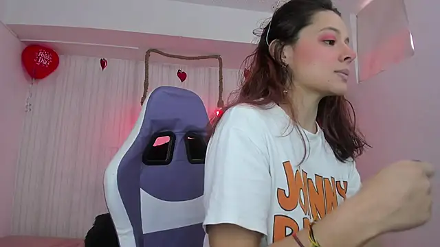 Snapshot of nicky_angel1 chatting on February 2026 07:09:01 PM nicky angel1 online show from February 2026 07:09:01 PM