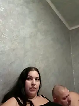 Greta Tamar online show from November 2025 06:18:01 PM