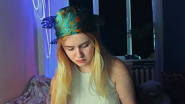 Snapshot of Alexa_Pirs chatting on March 2025 09:04:02 AM Alexa Pirs online show from March 2025 09:04:02 AM