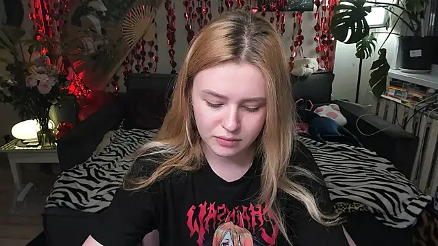 Alexa Pirs online show from February 2026 05:20:01 PM