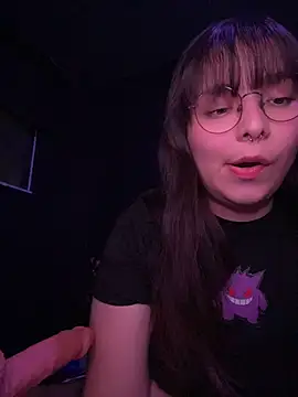 Solo yoss online show from April 2026 06:31:02 AM