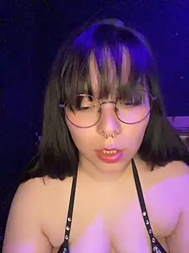 Solo yoss online show from June 2026 06:04:01 AM