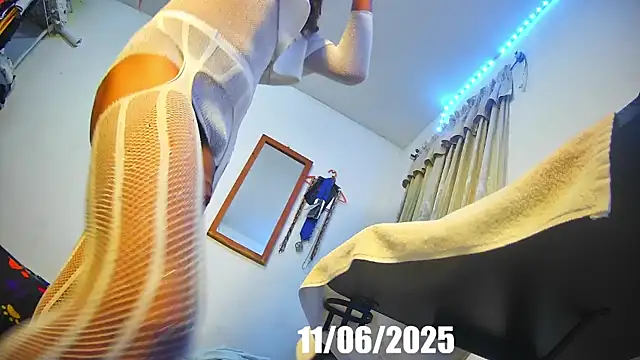 Fhrankie xxl online show from November 2025 05:18:02 AM