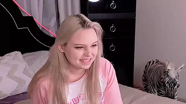 CLAIRE VOGT online show from March 2025 05:19:01 AM