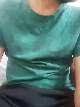 Snapshot of Love_FUCK143 chatting on February 2025 12:22:01 PM Love FUCK143 online show from February 2025 12:22:01 PM