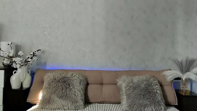 Tina Mart online show from March 2025 11:55:02 AM