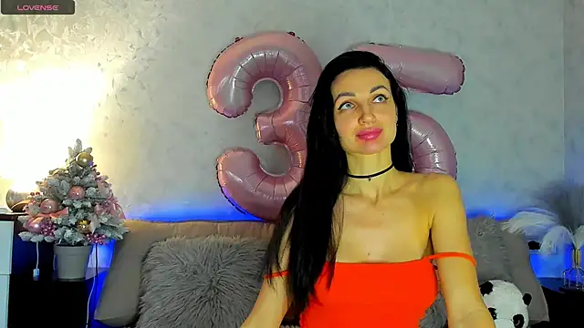 Tina Mart online show from December 2025 08:19:01 AM