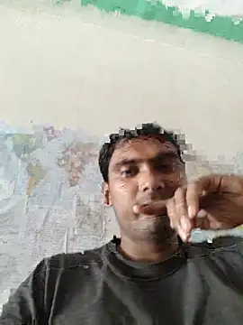 Snapshot of ccuteboyyyy chatting on June 2026 06:01:01 AM ccuteboyyyy online show from June 2026 06:01:01 AM