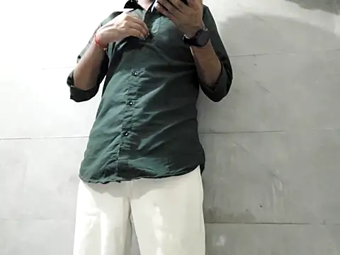 Lustyluckyy online show from September 2025 06:07:01 PM