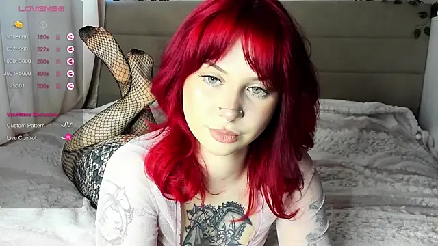 marynixoxo online show from April 2026 10:43:02 AM