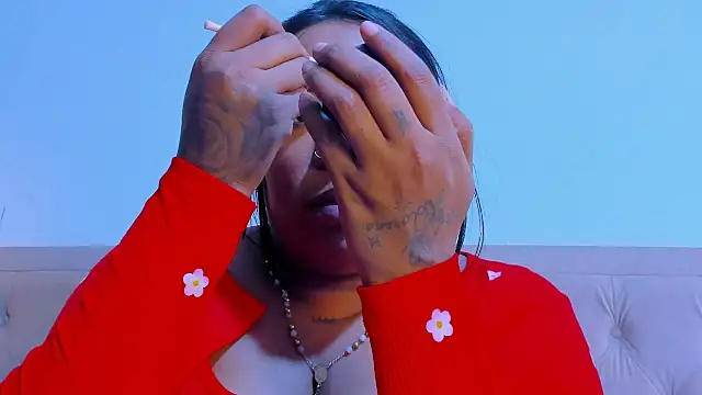 emma purple  online show from March 2025 06:32:01 PM