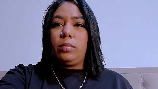 emma purple  online show from March 2025 06:18:01 PM