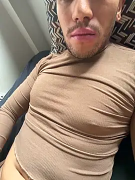 yaxxx03 online show from November 2025 12:25:01 PM