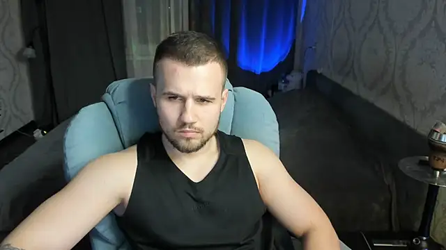 Snapshot of Vladik_b chatting on March 2025 05:47:02 PM Vladik b online show from March 2025 05:47:02 PM