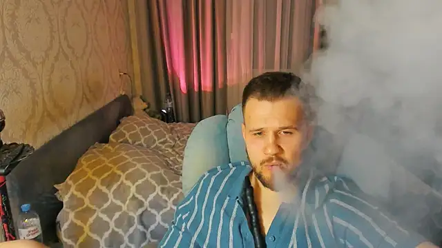 Snapshot of Vladik_b chatting on April 2026 05:50:01 PM Vladik b online show from April 2026 05:50:01 PM