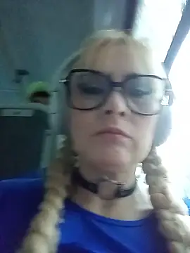 Snapshot of CandieGilson__ chatting on May 2026 11:29:01 AM CandieGilson online show from May 2026 11:29:01 AM
