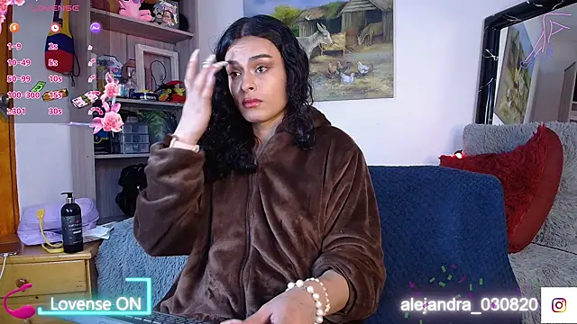 Snapshot of Meghan_hott chatting on February 2025 07:25:02 PM Meghan hott online show from February 2025 07:25:02 PM