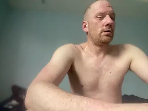 Krzysiekg123 online show from February 2025 08:06:02 AM