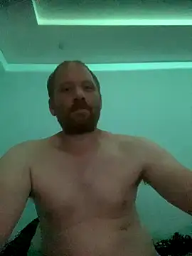 Krzysiekg123 online show from September 2025 08:32:02 PM