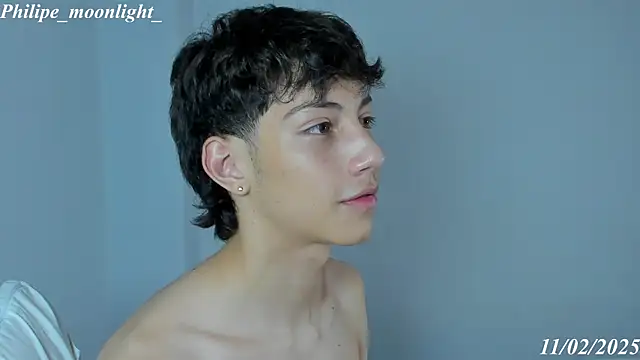 philipe moonlight  online show from February 2025 06:51:02 AM