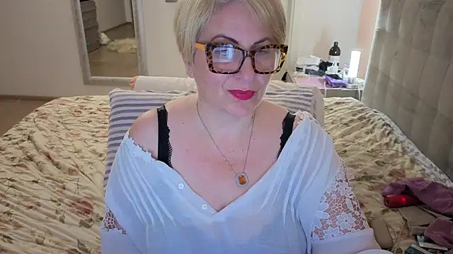 Pumabionda online show from November 2025 10:57:02 PM