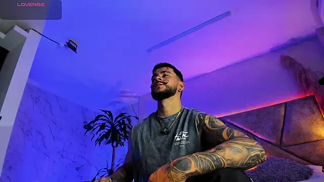 DickGriffith  online show from October 2025 12:47:01 PM