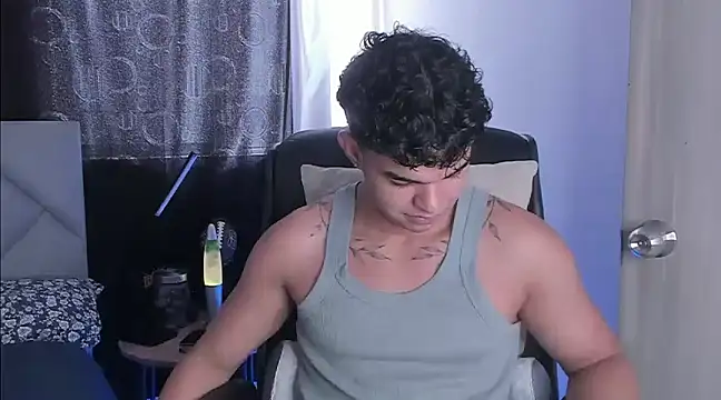 Snapshot of samm_sv chatting on February 2025 07:03:01 PM samm sv online show from February 2025 07:03:01 PM