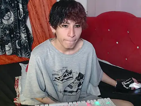 Alien Twink online show from October 2025 03:04:01 AM