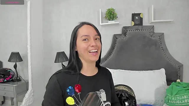 EmiliaRose  online show from November 2025 09:24:02 PM