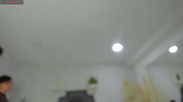 EmiliaRose  online show from April 2026 09:01:02 PM