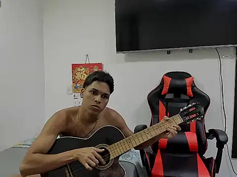 Snapshot of David_Gil19 chatting on March 2025 01:53:02 AM David Gil19 online show from March 2025 01:53:02 AM