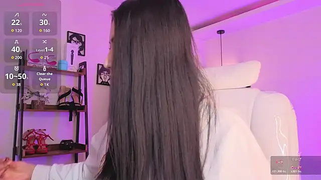 Miller Vanessa  online show from April 2026 08:56:01 PM