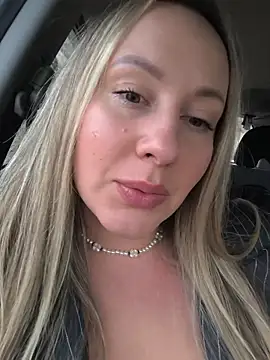 Mona Plus online show from November 2025 07:41:02 AM