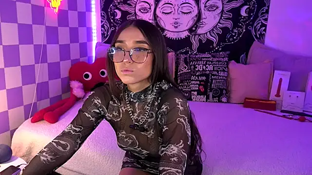 Snapshot of verosmit1 chatting on March 2025 10:58:02 PM verosmit1 online show from March 2025 10:58:02 PM