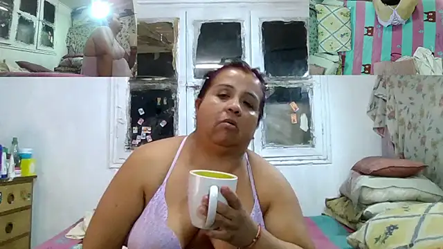 Snapshot of erinadarling79 chatting on April 2026 02:55:01 AM erinadarling79 online show from April 2026 02:55:01 AM