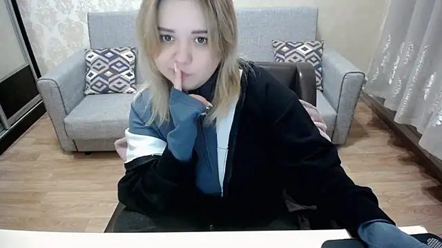 Snapshot of Finna_39 chatting on September 2025 06:53:02 PM Finna 39 online show from September 2025 06:53:02 PM