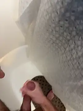 danyh2023 online show from April 2026 02:18:01 PM