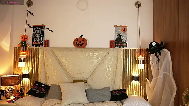 Julieta priv online show from October 2025 02:18:01 PM