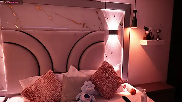 Julieta priv online show from April 2026 02:42:01 PM