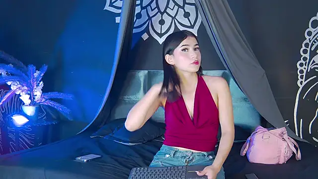 Arii moon online show from September 2025 07:26:02 PM