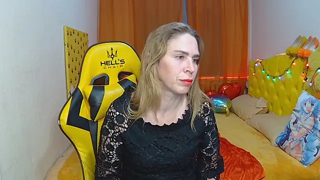 TessaDaybreak online show from March 2025 02:02:02 PM