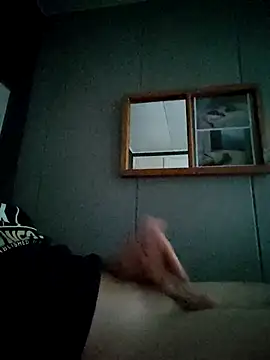 Snapshot of Teemu chatting on September 2025 04:51:02 PM Teemu online show from September 2025 04:51:02 PM