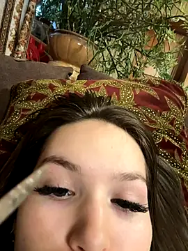 Snapshot of -Amora chatting on November 2025 12:16:01 PM -Amora online show from November 2025 12:16:01 PM