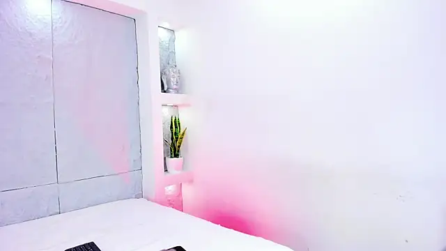 MiaMistrex online show from October 2025 04:14:01 AM