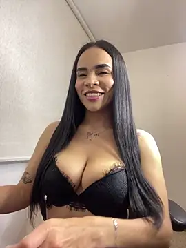 Snapshot of Naatalia chatting on February 2025 10:42:02 PM Naatalia online show from February 2025 10:42:02 PM