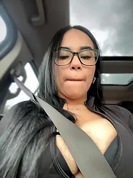 Snapshot of Naatalia chatting on February 2026 09:18:01 PM Naatalia online show from February 2026 09:18:01 PM